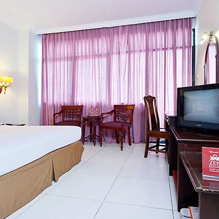 Zen Rooms Soekarno Hatta Buah Batu Bandung Bagian luar foto