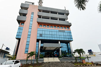 Zen Rooms Soekarno Hatta Buah Batu Bandung Bagian luar foto
