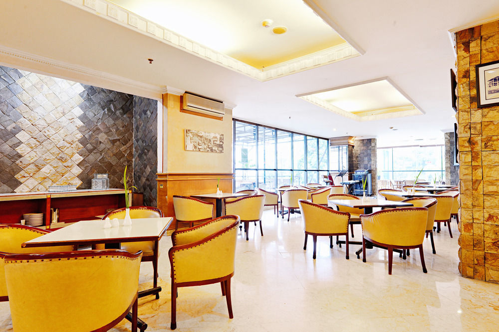 Zen Rooms Soekarno Hatta Buah Batu Bandung Bagian luar foto