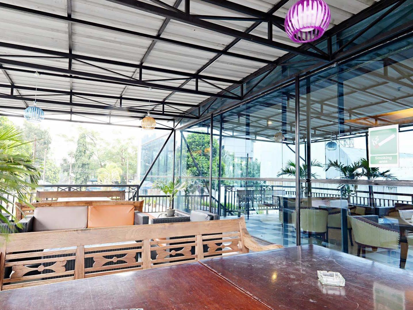 Zen Rooms Soekarno Hatta Buah Batu Bandung Bagian luar foto